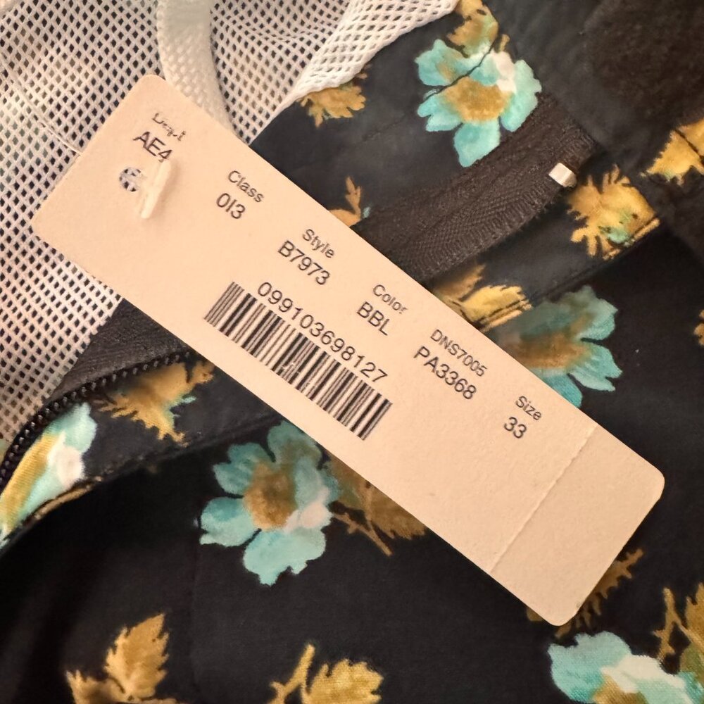 J.Crew 6.5" Tab Swim Short. Never Been Worn/ With Tags Size 33" Black Floral - Picture 5 of 7